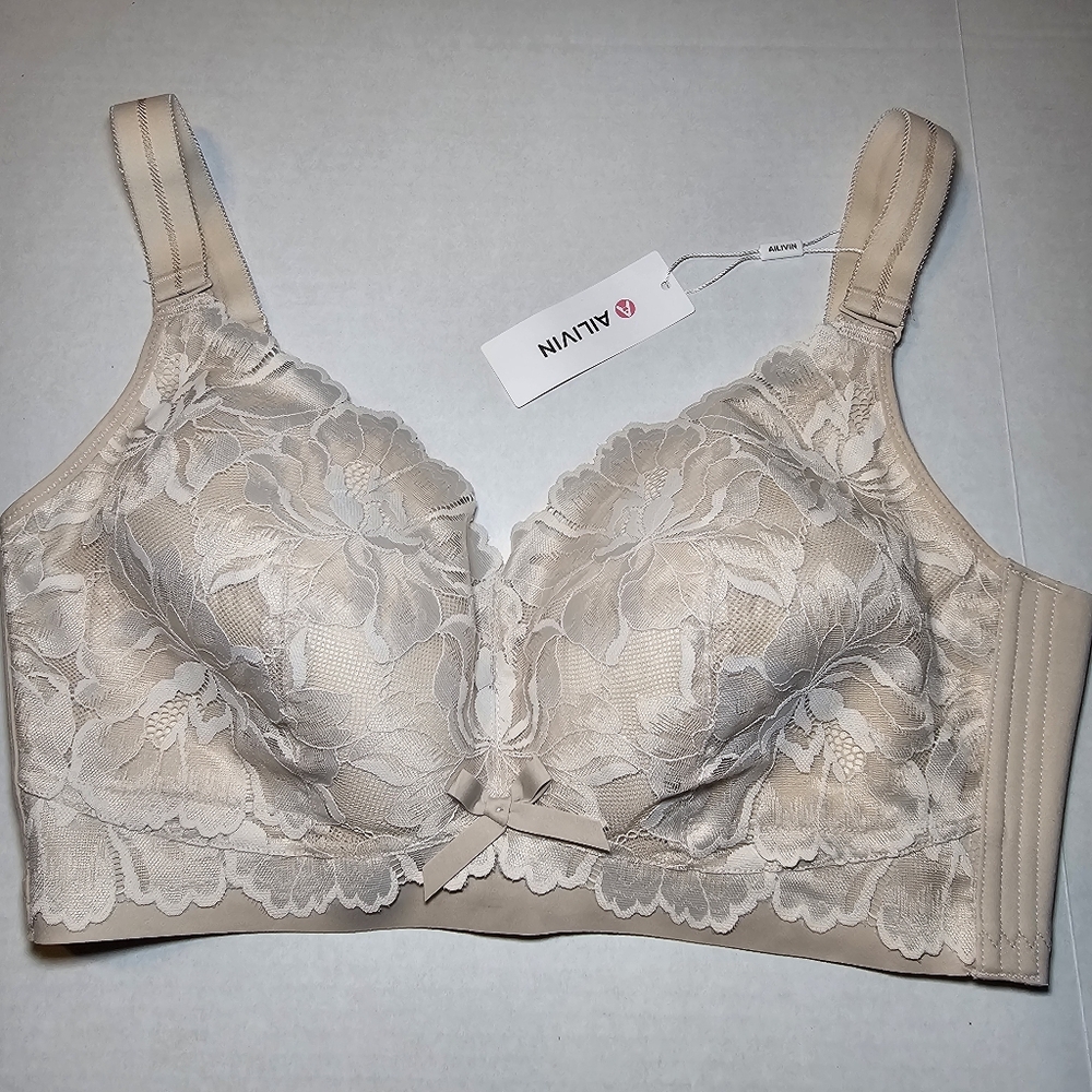 Ailivin Bra Size 40DD Wire Free Extender Panel Beige Adjustable Straps Lace New